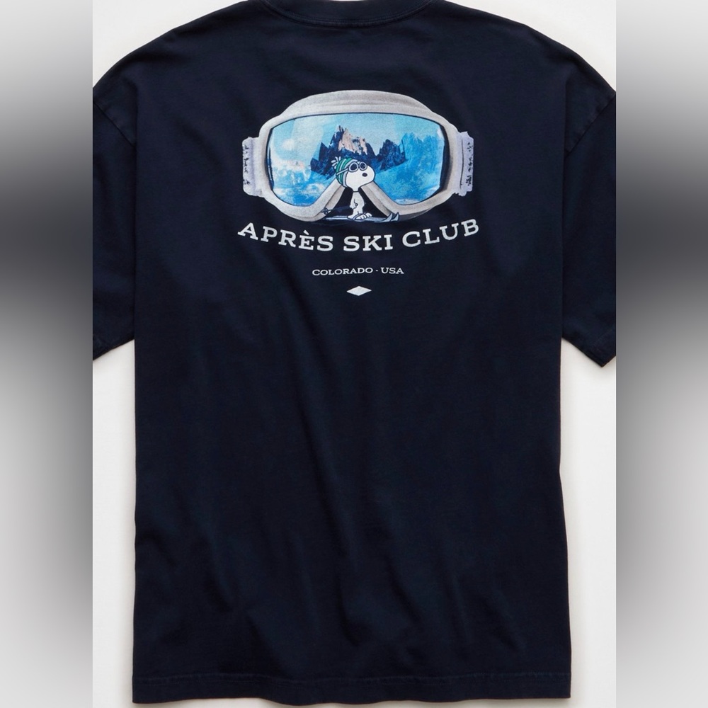 American Eagle AE Snoopy Boxy Navy Blue Apres Ski Club T-Shirt M Colorado